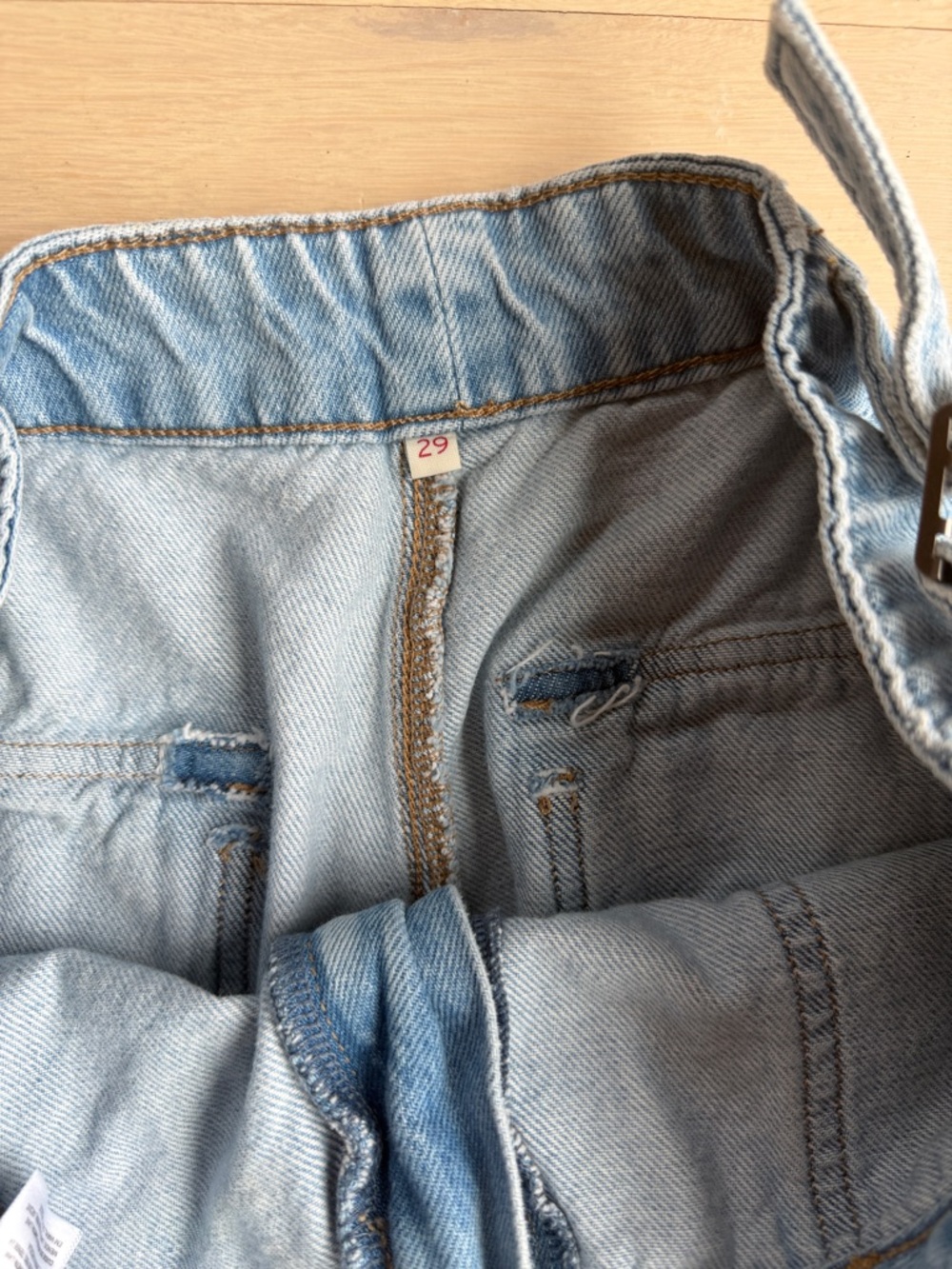 Levi's Surplus Straight Women's Jeans - Picture 6 of 9